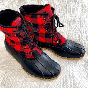 Olivia Miller boots size 9